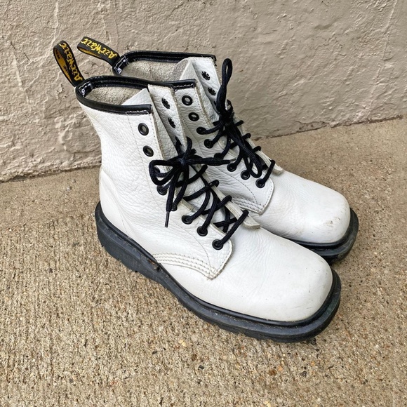 Vintage White Doc Martens Lace Up Boots - Picture 1 of 4